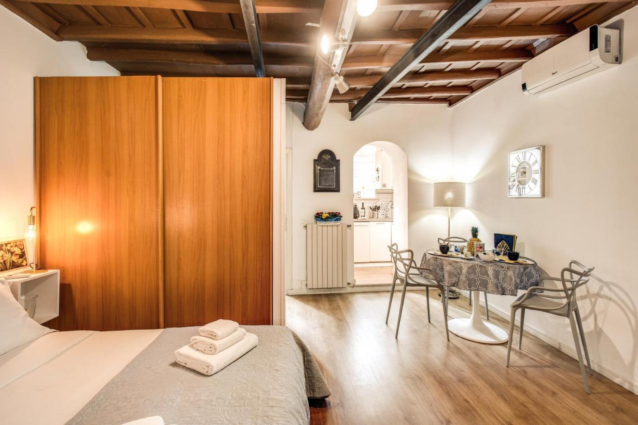 4C Colosseo Holidays Daire Roma Dış mekan fotoğraf